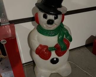 Snowman blow mold