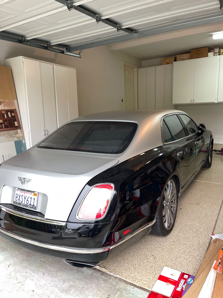 Bentley Mulsanne 2013 with under 30,00 Miles $85,000