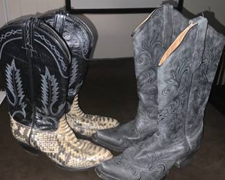 Cowgirl Boots size 8 Each 