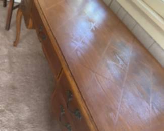 lovely  wood pattern on antique desk