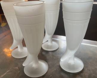 Indiana glass Tiara frosted powderhorn beer glasses