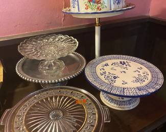 cake plates, variety
