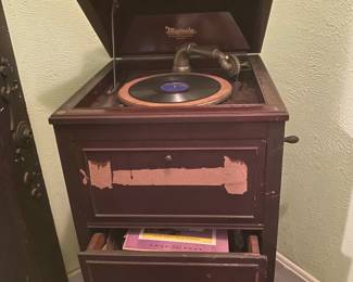 wind up victrola with records, needs some TLC