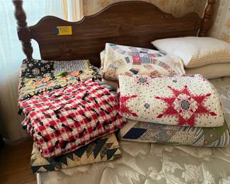 Quilts and queen size bed