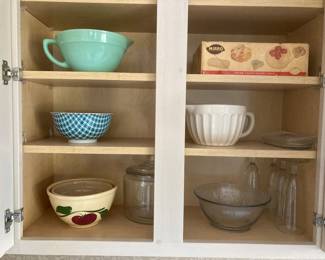 Bowls and vintage Mirro cookie press set