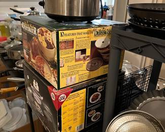 Pots, Pans, Baking and Cooking Supplies! Many New, MOST LIKE NEW! PERFECT for the upcoming holiday season!
