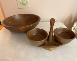 These are SWEET MCM Salad Bowl and Serving Piece! EXCELLENT condition and SIGNED!