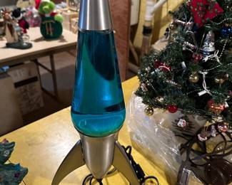 A fantastic vintage ROCKET LAVA LAMP!