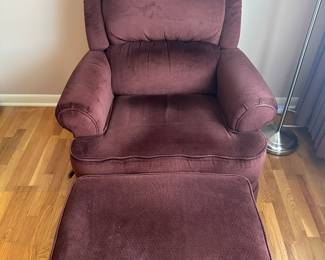 A great and comfortable recliner and ottoman!