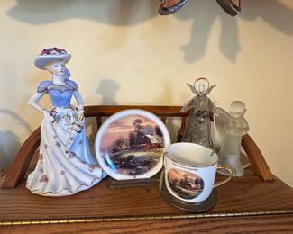 Odds and ends! Collectibles abound!