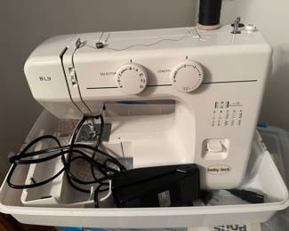 This full size sewing machine is an excellent Baby Lock BL9 Sewing Machine in case. Comes with all the accessories!