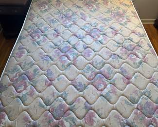 You've already seen the previous pic of the TWIN adjustable bed, well here is the FULL size version! Is complete with CLEAN Mattress, and box spring! Works perfectly and we will have video at the sale to prove it!