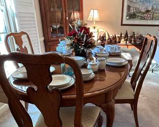 Thomasville dining set