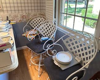 Set of 4 bar chairs, very heavy duty 