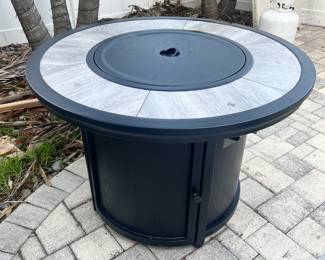 Brand new propane fire pit 