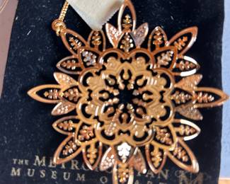 Met 2013 collectible ornament