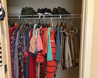 Men’s clothing -large -xl
Cremiux, polo, Tommy bahama, LLBeam, Roundtree &York, banana republic
Shoes - LL beam, Merrill, Nike