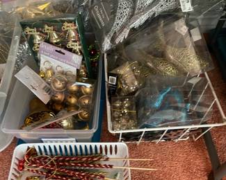 Floral or Wreath Pics