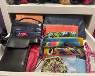 Women’s Small handbags & wallets