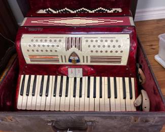 Casino Italian Accordian