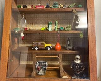 Display Cabinet