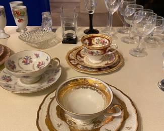 Teacups and saucers, glassware