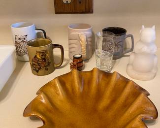 Wavy dish, owl mugs, figurines, squirrel candle