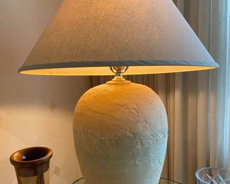 Table lamp