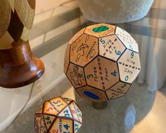 Educational paperweights