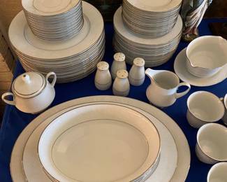 china set, serving tray