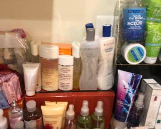 Bath and Body Works; Body Shop 