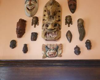 Main level den. Let us assist in removing. 