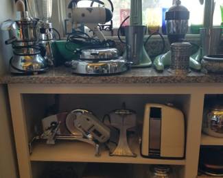 What a collection of MCM blenders.