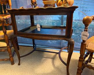 Antique Bijouterie Table