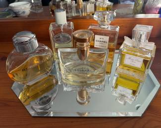 Women's Burberry, Prada, BVLGARI, Chanel No 5 & Miss Dior Perfumes