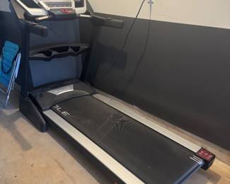 Sole F80 Treadmill