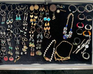 Collection of Watches, Costume Jewelry, Gold & Silver Jewelry