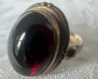 Sterling Silver & Garnet Ring