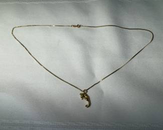 14K Gold Seahorse Pendant & 14K Gold Necklace