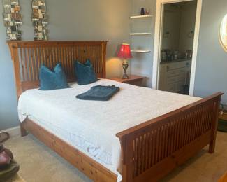 Hardwood Artisans Mission Style Prairie Queen Bed 