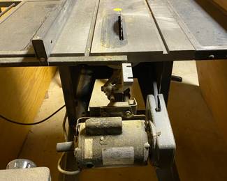 TABLE SAW