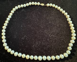 14K Gold Pearl Necklace