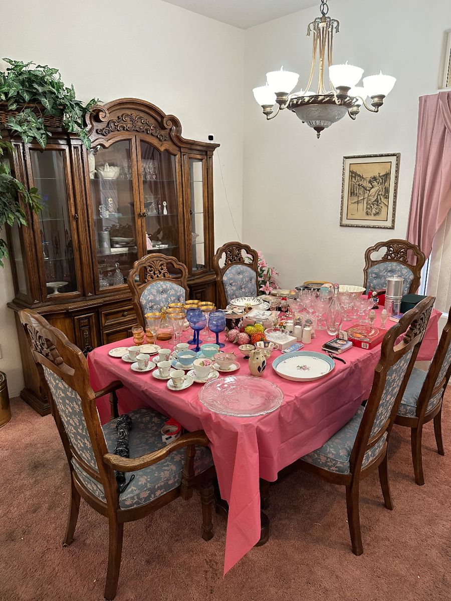 Sherman‘s house of antiques in Las Vegas, NV starts on 10/25/2024