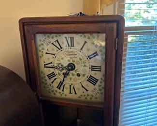 Vintage New England Clock Co. Mantle clock