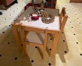 kids table