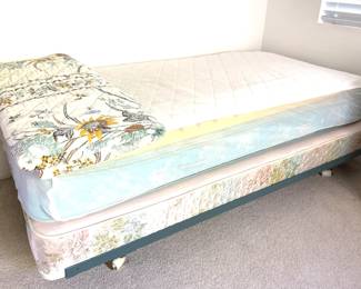 Twin Bed w/frame