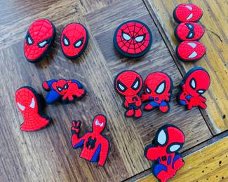 Spider-Man croc buttons