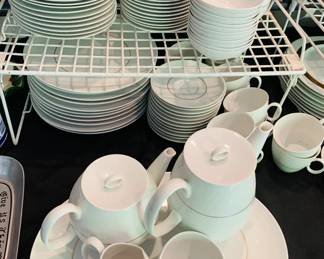 White Floral Thomas Dining Set