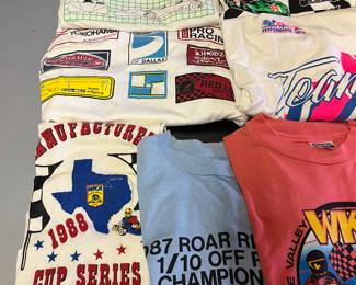VINTAGE T-SHIRTS