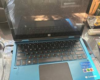 Gateway Laptop Model GWTC116-2BL